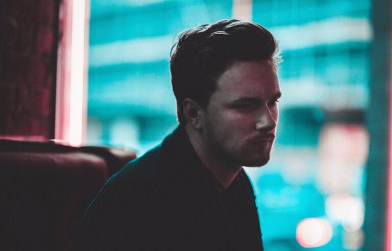 Nick Wilson - Headlights
