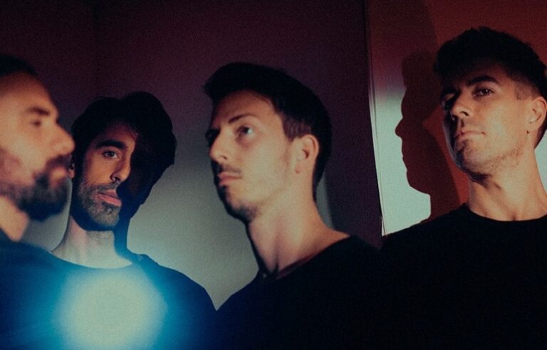 [AVANT-PREMIERE] The Moonlight Club - Simon & Nico