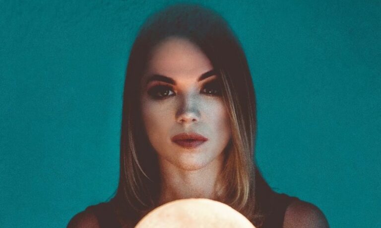Natalie Major - The Moon