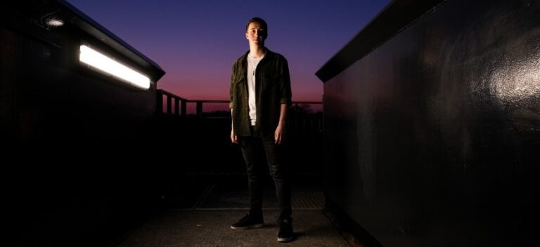 Sam Gifford - Shadows in the Dark