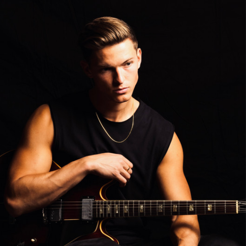 Connor Mac
