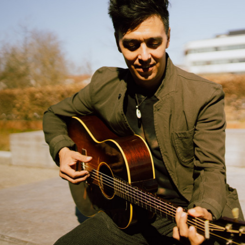 Simon Lynge